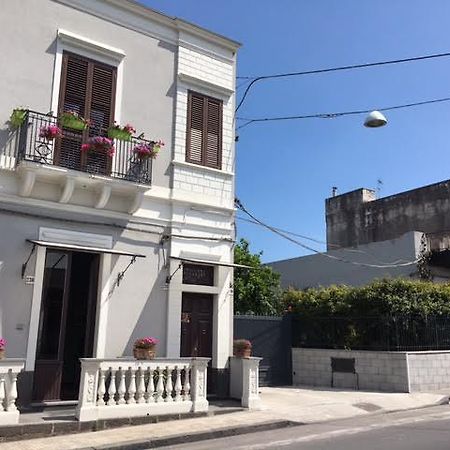 Moni Rooms Giarre Exterior photo